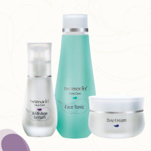 Das Herbacin Face Care Morgen-Routine-Set zum Vorteilspreis besteht aus der Herbacin Face Care Day Cream, dem Herbacin Face Care Tonic und dem Herbacin Face Care Anti-Age Serum.
